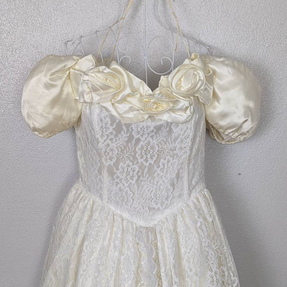 Vintage Gunne Sax Romantic Renaissance Off Shoulder  Bridal Collection  26W - Picture 4 of 12